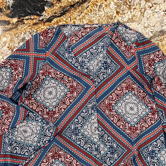 Altar'd State Blue & Red Patch Bandana Pattern Print Front Tie Top - SIZE M - Picture 5 of 7